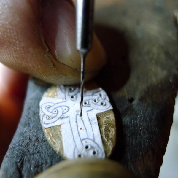 Irish Gold Cross-331 Irish Gold Cross-331