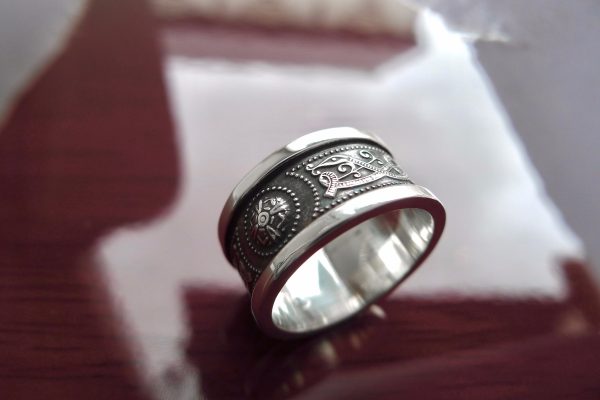 Irish jewellery designs are crafted in my workshop in Kerry Irish jewellery designs are crafted in my workshop in Kerry