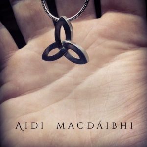 Celtic Triquetra Pendant-0