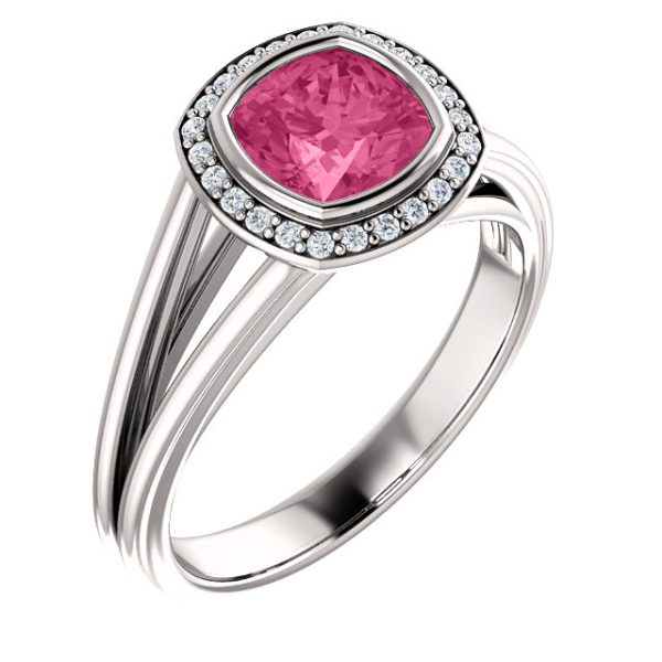 Irish jewellery in white gold and diamonds Irish jewellery in white gold and diamonds