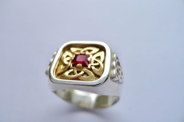 Irish signet ring in gold and silver. Celtic Jewellery made in Ireland Irish signet ring in gold and silver. Celtic Jewellery made in Ireland