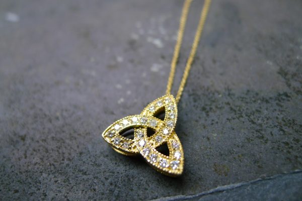 Diamond Celtic Knot Pendant-561 Diamond Celtic Knot Pendant-561