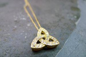 Diamond Celtic Knot Pendant-559 Diamond Celtic Knot Pendant-559