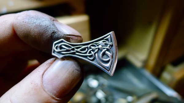 Dragon Axe Head Pendant -948 Dragon Axe Head Pendant -948