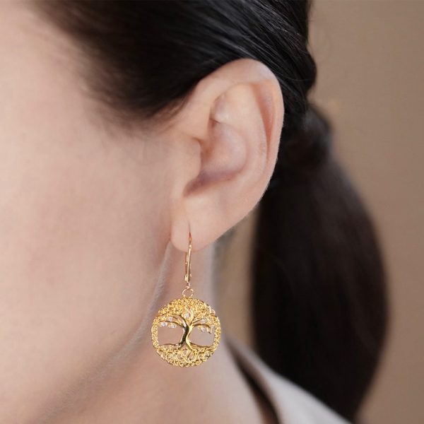 Ornate and delicate yellow gold tree of life earrings
Irish jewellery crafted in Ireland and shipped worldwide for free. Ornate and delicate yellow gold tree of life earrings Irish jewellery crafted in Ireland and shipped worldwide for free.