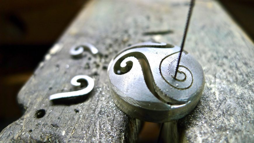 WHAT JEWELLERY DID THE CELTS WEAR?